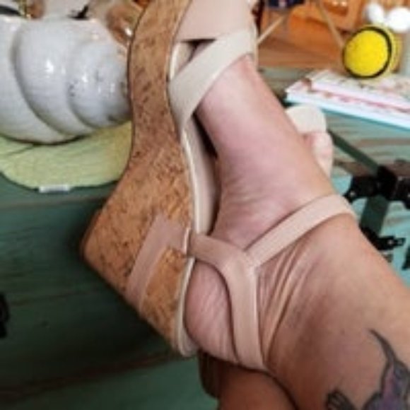 Guess two-toned Cork Heels 10 M - Picture 2 of 3